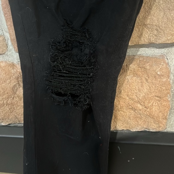 Women’s distressed jeans - Picture 4 of 10